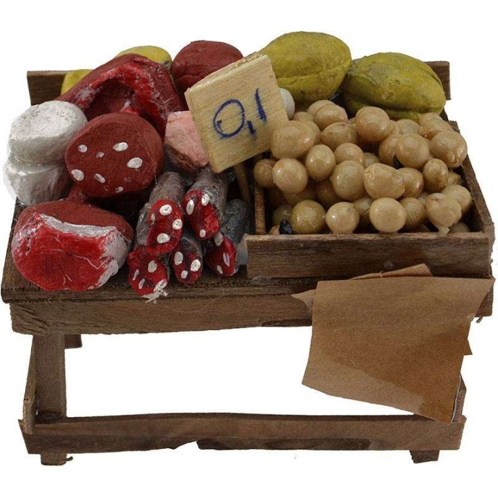 Banco con embutidos y quesos de 9x6x4,5 cm de altura.