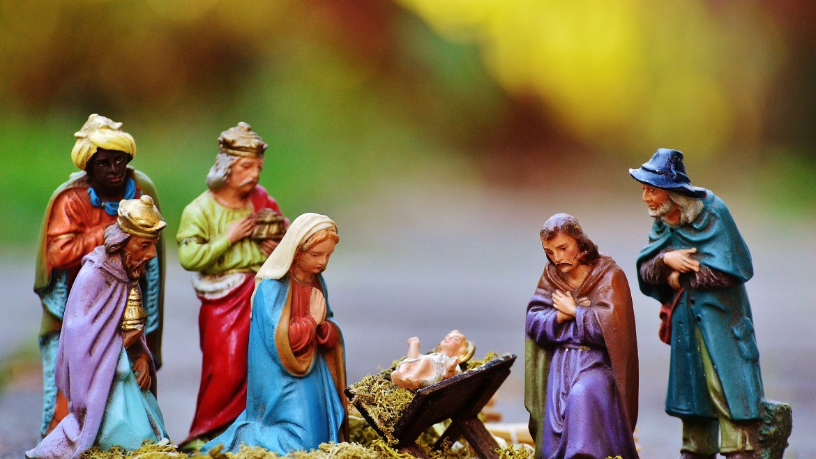 Statuine del presepe tra magia e tradizione